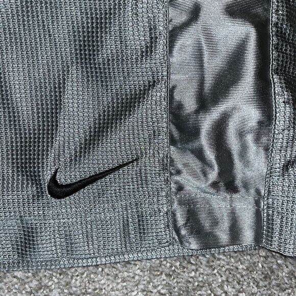 Nike 2 pocket Silver lined Long 9 1/2” basketball athletic gym workout shorts 2X - Picture 2 of 5
